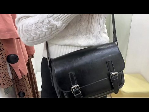 ❤️ Gənc qadın FeralBerry-nin fitinq otağında dildo ilə ictimai masturbasiyası Porno pornoda az.pornohdmega.ru ❌️