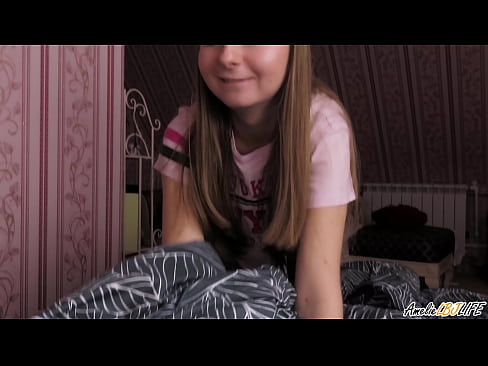 ❤️ Blondie onun BFF-ni dərindən sorur və ağzına boşaldır Porno pornoda az.pornohdmega.ru ❌️